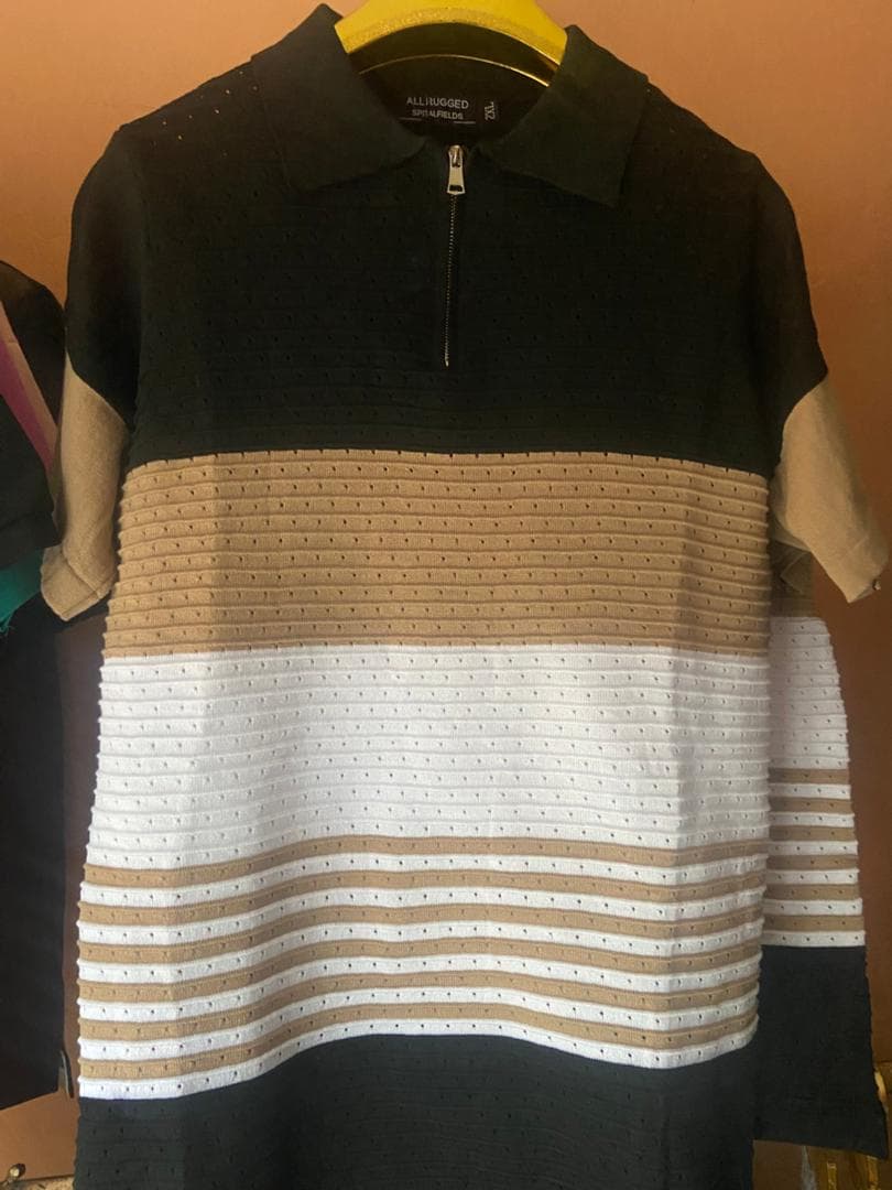 Polo maille tricotée à rayures color-block