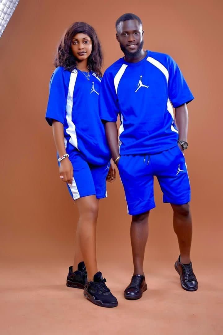 Ensemble t-shirt et short bleu sport